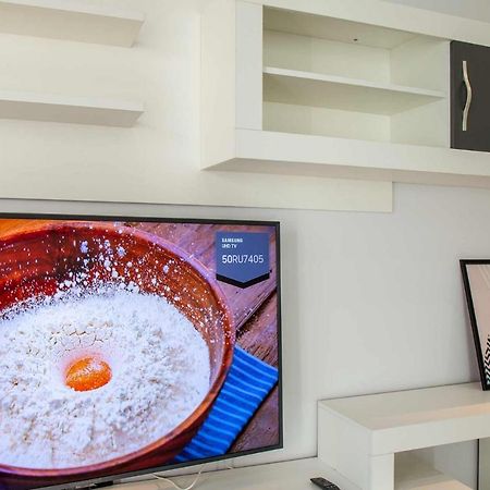Apartamentos Vacacional En Plaza De Espana 内尔哈 外观 照片