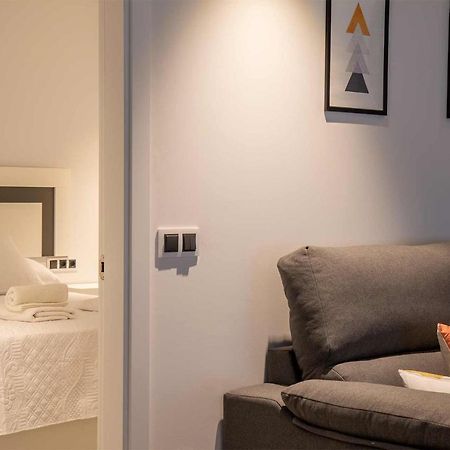 Apartamentos Vacacional En Plaza De Espana 内尔哈 外观 照片