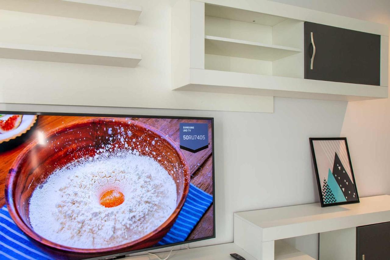 Apartamentos Vacacional En Plaza De Espana 内尔哈 外观 照片