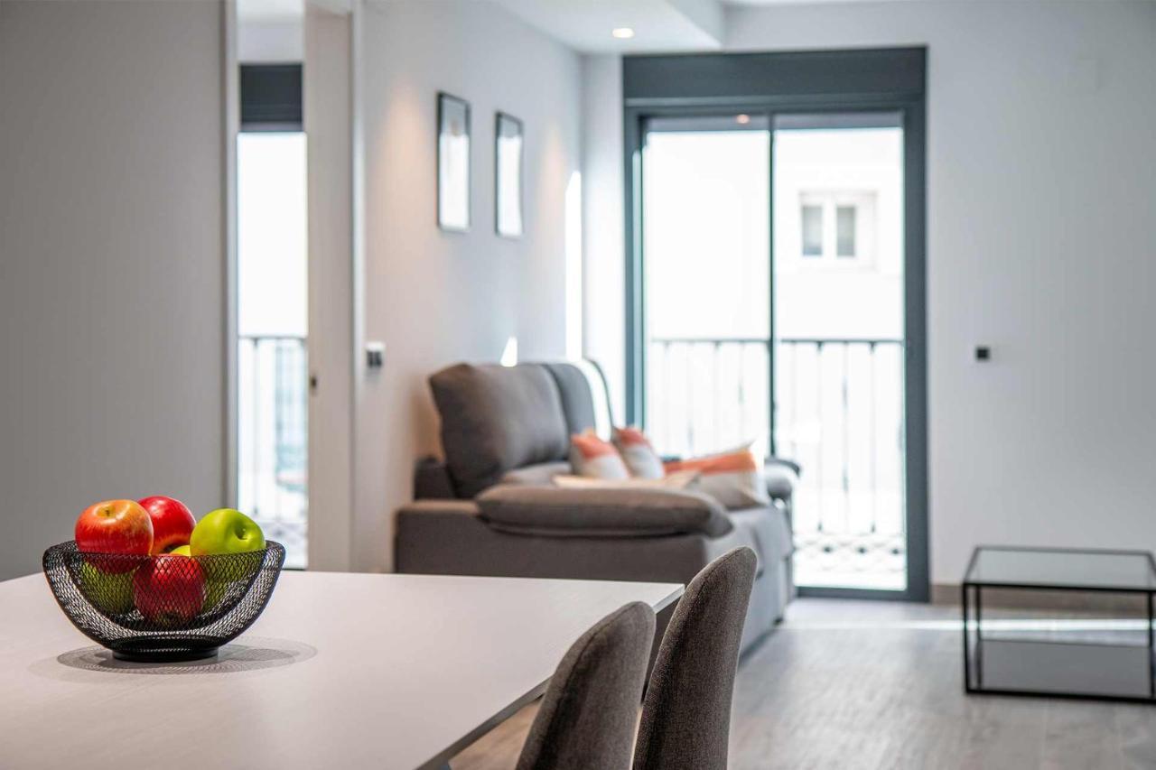 Apartamentos Vacacional En Plaza De Espana 内尔哈 外观 照片