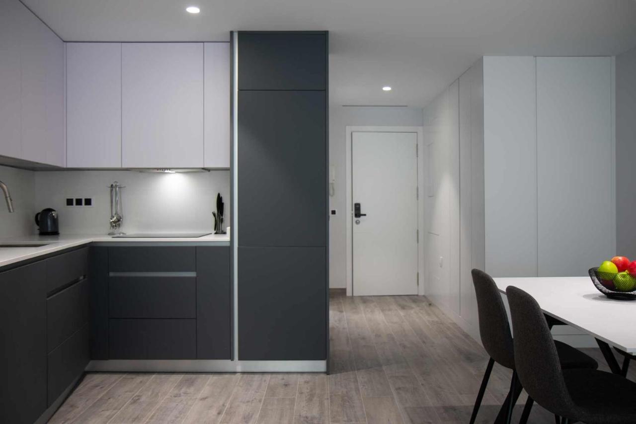 Apartamentos Vacacional En Plaza De Espana 内尔哈 外观 照片